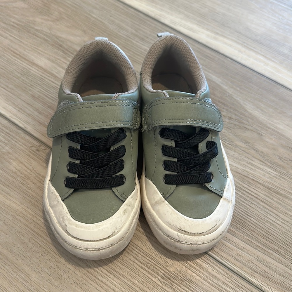 Zara boys sneakers size 7.5